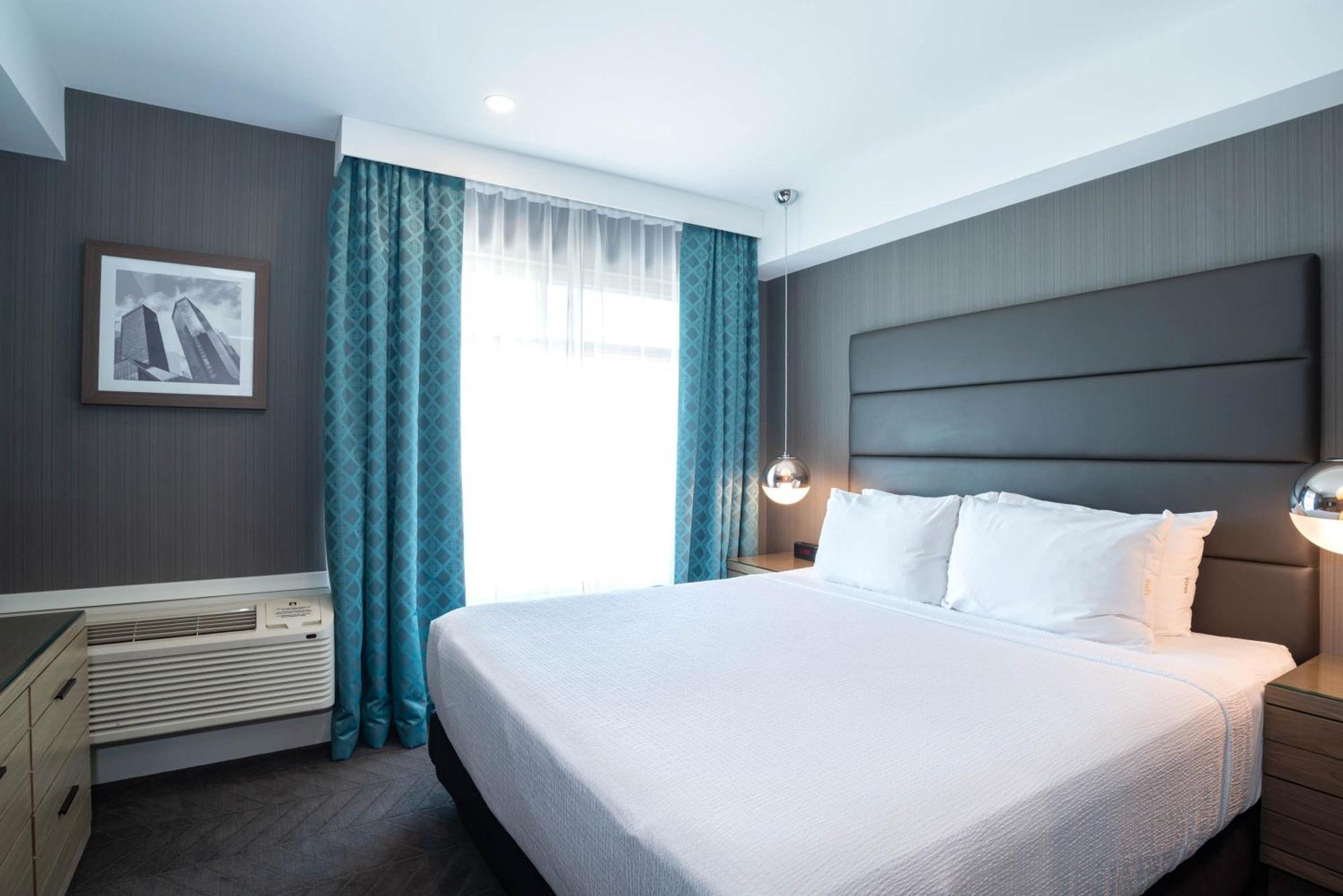 Sandman Signature Calgary Airport Hotel מראה חיצוני תמונה
