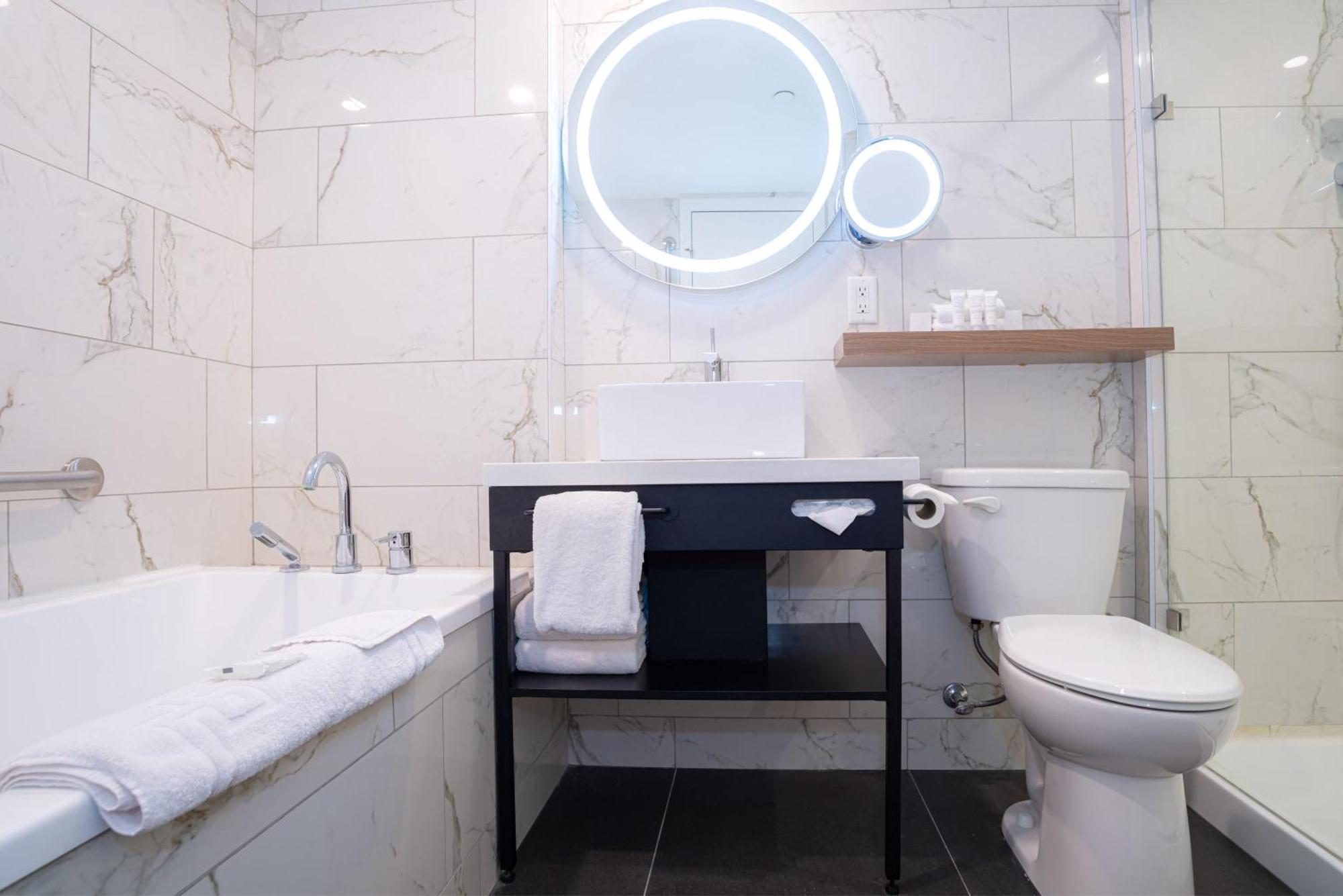 Sandman Signature Calgary Airport Hotel מראה חיצוני תמונה