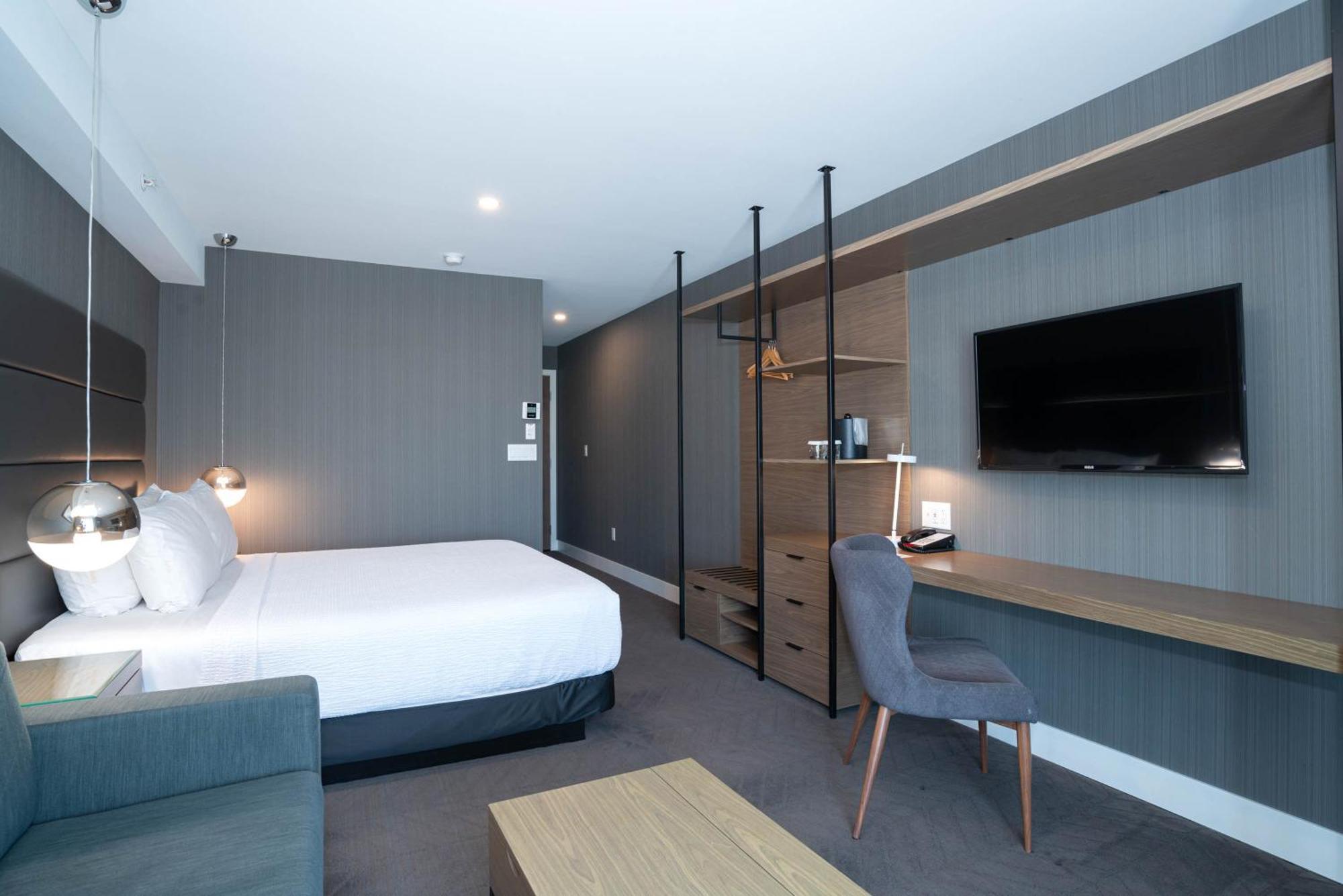 Sandman Signature Calgary Airport Hotel מראה חיצוני תמונה