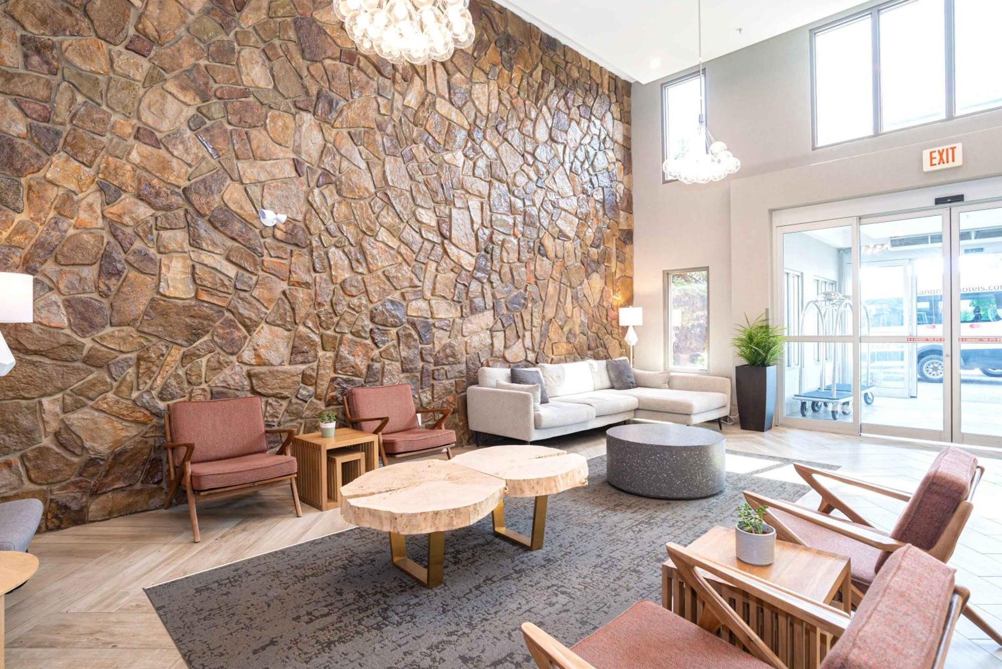 Sandman Signature Calgary Airport Hotel מראה חיצוני תמונה