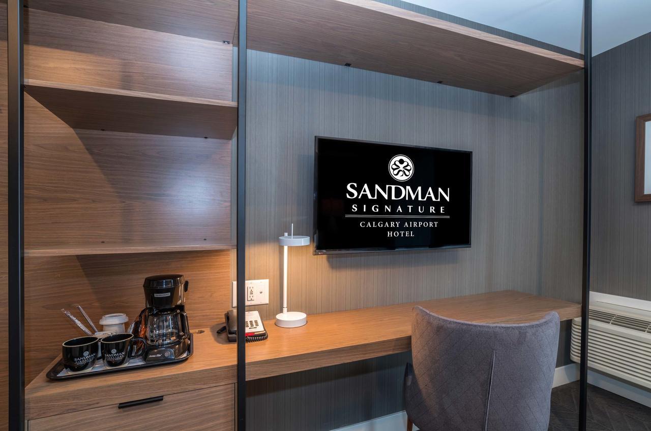 Sandman Signature Calgary Airport Hotel מראה חיצוני תמונה
